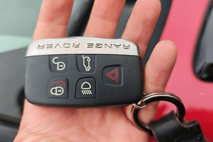 Used Land Rover Range Sport 2014 3.0 SC V6 HSE Vehicle Key