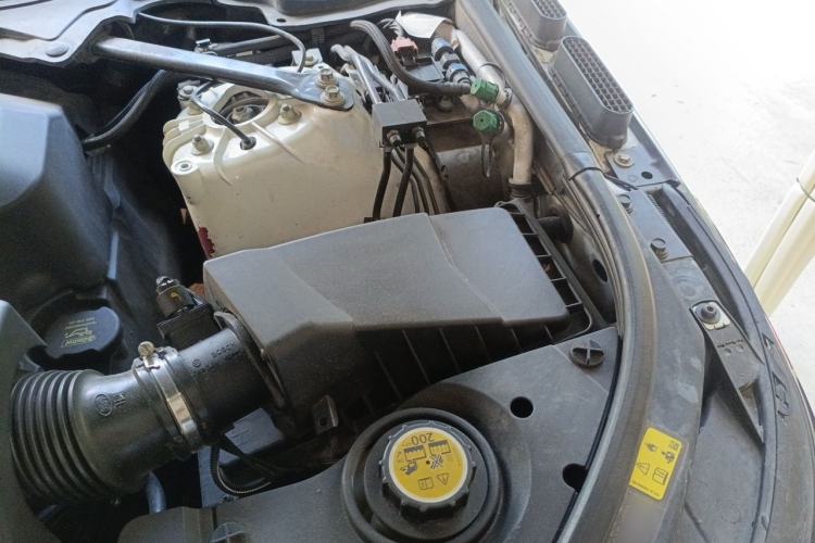 Used Land Rover Range Sport  Engine Bay Left
