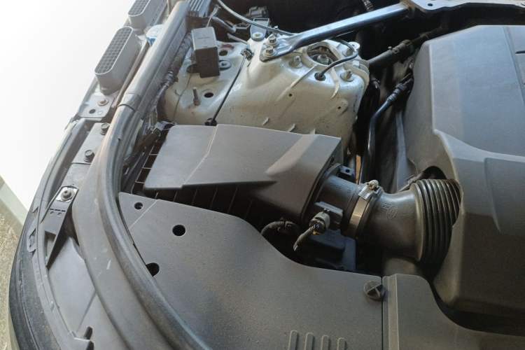 Used Land Rover Range Sport  Engine Bay Right