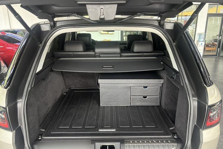 Used Land Rover Range Sport 2014 3.0 SC V6 HSE DYNAMIC Interior 6