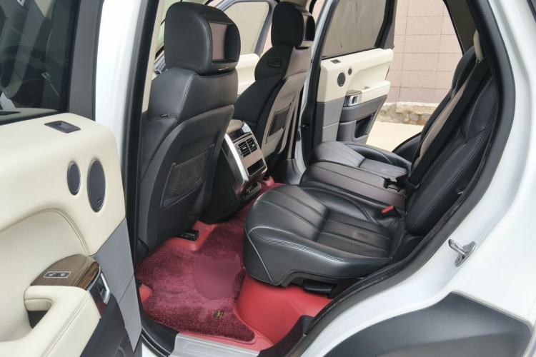 Used Land Rover Range Sport 2014 3.0 SC V6 HSE Left Rear Seat