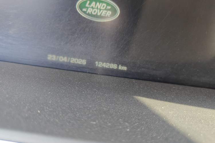 Used Land Rover Range Sport 2014 3.0 SC V6 HSE DYNAMIC Odometer Close Up