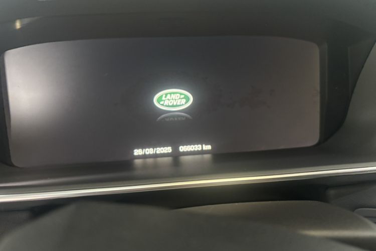 Used Land Rover Range Sport 2014 3.0 SC V6 HSE DYNAMIC Odometer Close Up