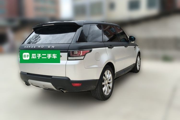 Used Land Rover Range Sport 2014 3.0 SC V6 HSE Rear Right 45 Deg