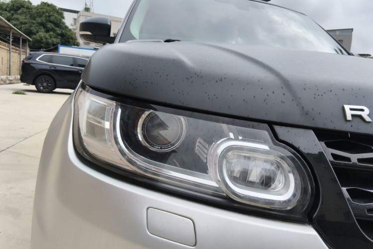 Used Land Rover Range Sport 2014 3.0 SC V6 HSE Right Front Headlight