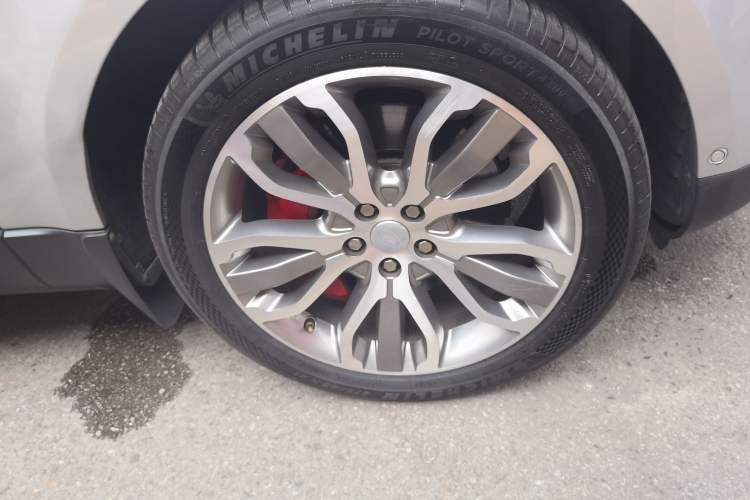 Used Land Rover Range Sport 2014 3.0 SC V6 HSE DYNAMIC Right Front Wheel Hub
