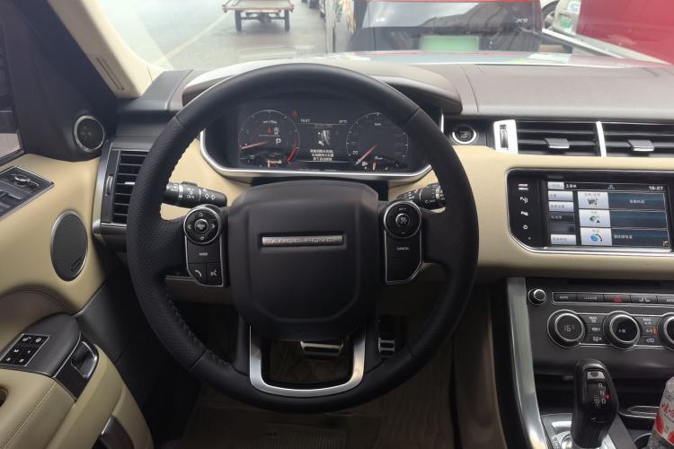 Used Land Rover Range Sport 2014 3.0 SC V6 HSE DYNAMIC Steering Wheel