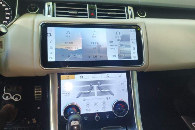 Used Land Rover Range Sport 2014 3.0 SC V6 HSE DYNAMIC Audio And AC Panel