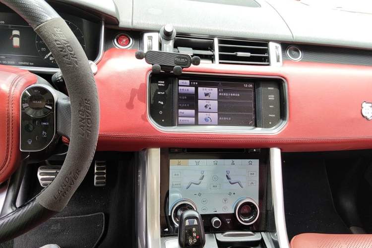 Used Land Rover Range Sport 2014 3.0 SC V6 HSE DYNAMIC Audio And AC Panel