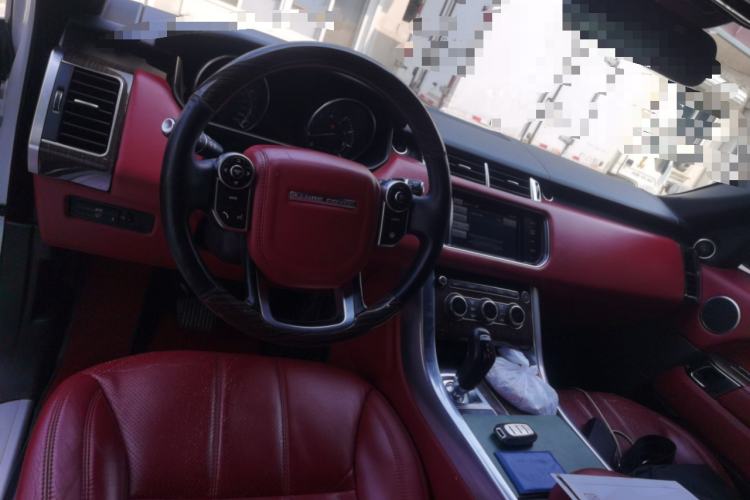 Used Land Rover Range Sport  Center Console