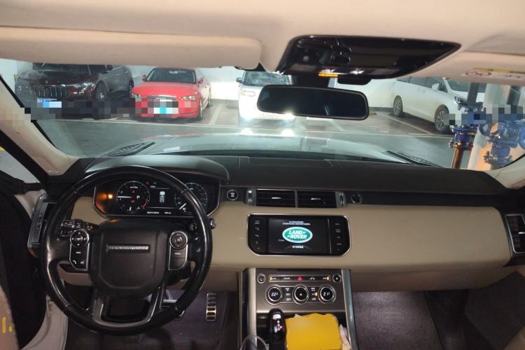 Used Land Rover Range Sport 2014 3.0 SC V6 HSE DYNAMIC Center Console