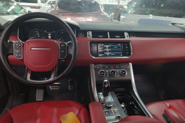 Used Land Rover Range Sport 2014 3.0 SC V6 HSE DYNAMIC Center Console