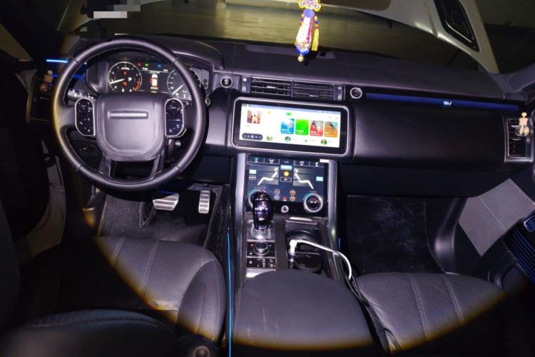 Used Land Rover Range Sport 2014 3.0 SC V6 HSE DYNAMIC Center Console