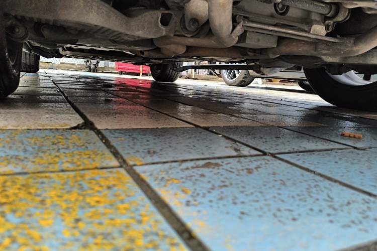 Used Land Rover Range Sport  Chassis Rear Left