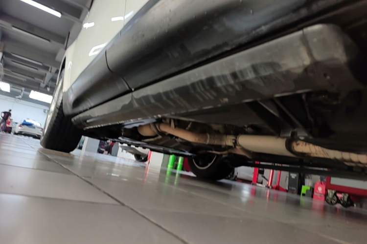 Used Land Rover Range Sport  Chassis Rear Left