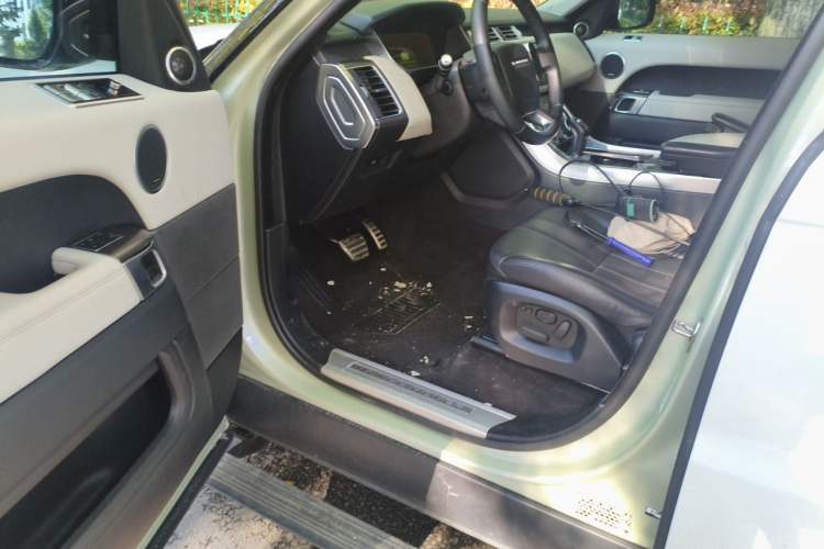 Used Land Rover Range Sport 2014 3.0 SC V6 HSE DYNAMIC Driver Seat