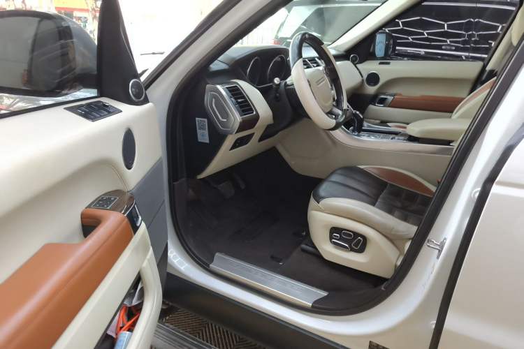 Used Land Rover Range Sport 2014 3.0 SC V6 HSE DYNAMIC Driver Seat