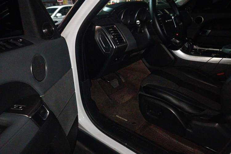 Used Land Rover Range Sport  Driver Seat