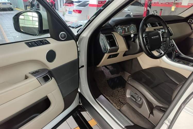 Used Land Rover Range Sport  Driver Seat