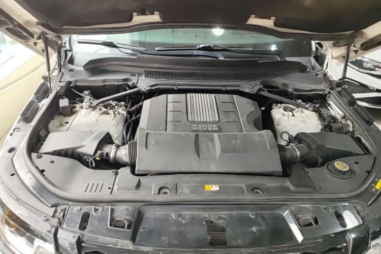 Used Land Rover Range Sport 2014 3.0 SC V6 HSE DYNAMIC Engine Bay