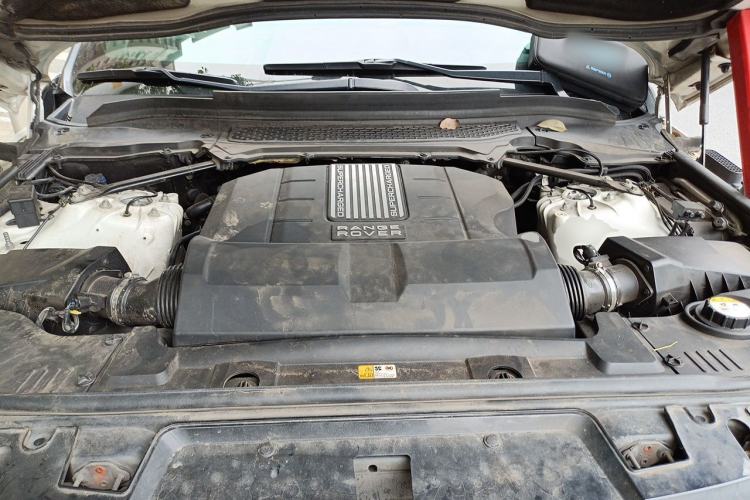 Used Land Rover Range Sport 2014 3.0 SC V6 HSE Engine Bay