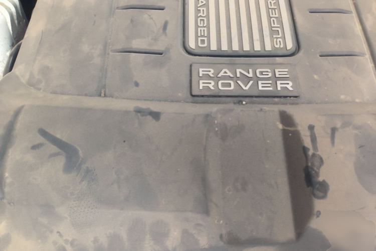 Used Land Rover Range Sport 2014 3.0 SC V6 HSE Engine Bay