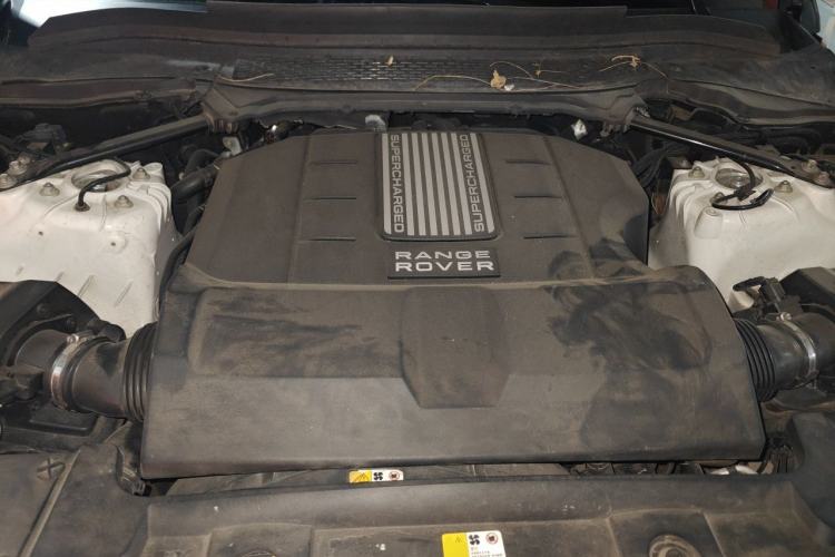 Used Land Rover Range Sport 2014 3.0 SC V6 HSE DYNAMIC Engine Bay