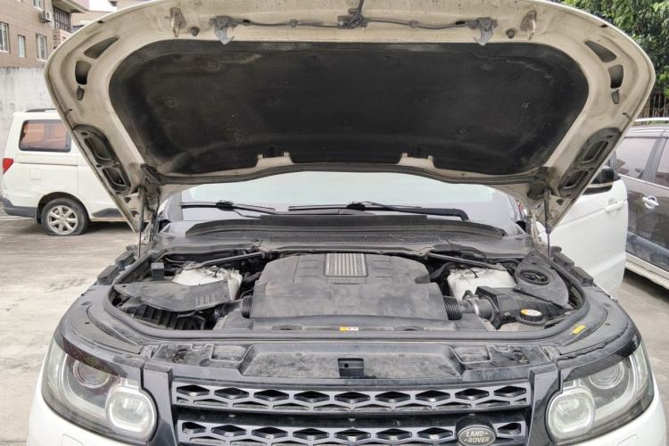 Used Land Rover Range Sport 2014 3.0 SC V6 HSE DYNAMIC Engine Bay