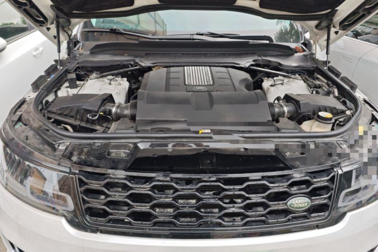 Used Land Rover Range Sport 2014 3.0 SC V6 HSE Engine Bay