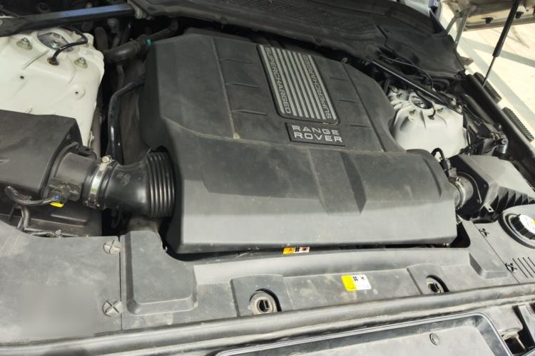 Used Land Rover Range Sport 2014 3.0 SC V6 HSE DYNAMIC Engine Bay