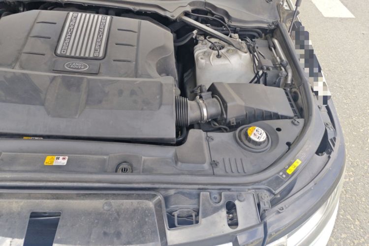 Used Land Rover Range Sport 2014 3.0 SC V6 HSE Engine Bay Left