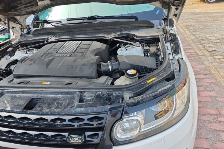 Used Land Rover Range Sport 2014 3.0 SC V6 HSE DYNAMIC Engine Bay Left