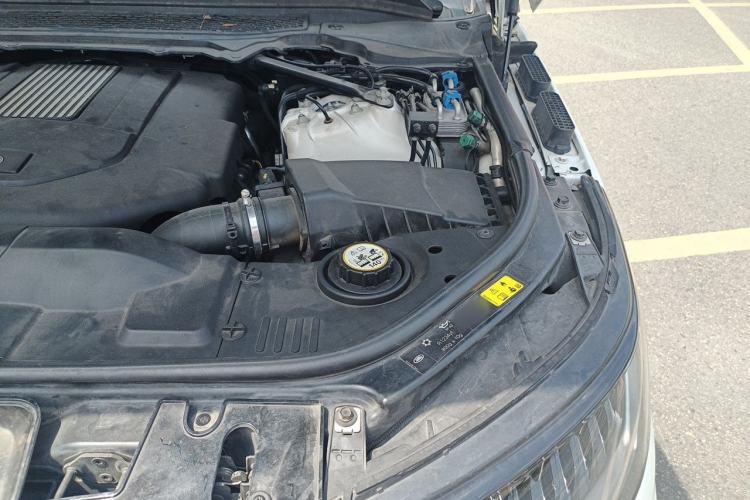 Used Land Rover Range Sport 2014 3.0 SC V6 HSE Engine Bay Left