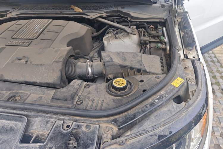 Used Land Rover Range Sport 2014 3.0T V6 Gasoline Version U.S. Specification Engine Bay Left