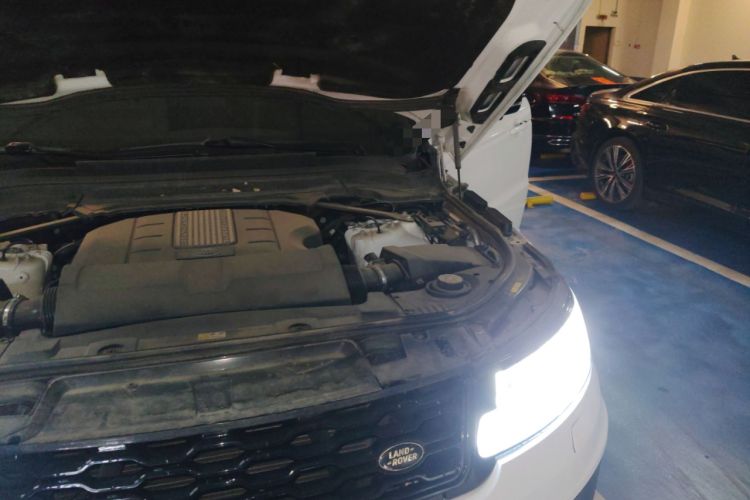 Used Land Rover Range Sport 2014 3.0 SC V6 HSE DYNAMIC Engine Bay Left