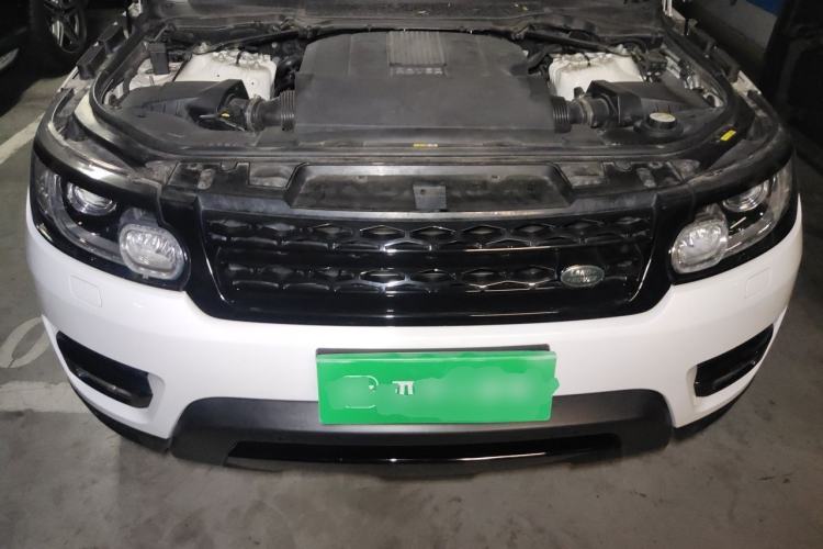 Used Land Rover Range Sport 2014 3.0 SC V6 HSE DYNAMIC Engine Bay