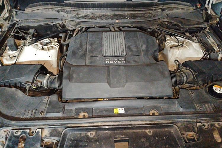 Used Land Rover Range Sport 2014 3.0 SC V6 HSE Engine Bay