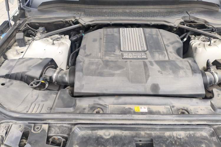 Used Land Rover Range Sport 2014 3.0 SC V6 HSE DYNAMIC Engine Bay