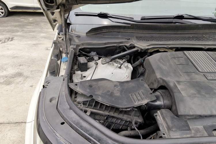 Used Land Rover Range Sport 2014 3.0 SC V6 HSE DYNAMIC Engine Bay Right