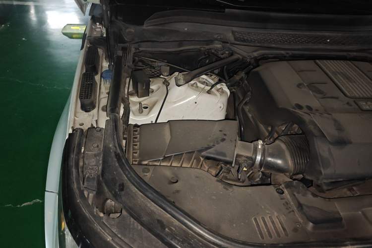 Used Land Rover Range Sport 2014 3.0 SC V6 HSE DYNAMIC Engine Bay Right