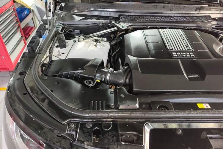 Used Land Rover Range Sport  Engine Bay Right