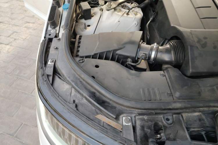 Used Land Rover Range Sport 2014 3.0 SC V6 HSE DYNAMIC Engine Bay Right