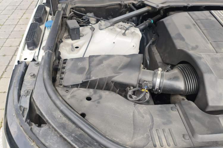 Used Land Rover Range Sport 2014 3.0 SC V6 HSE DYNAMIC Engine Bay Right