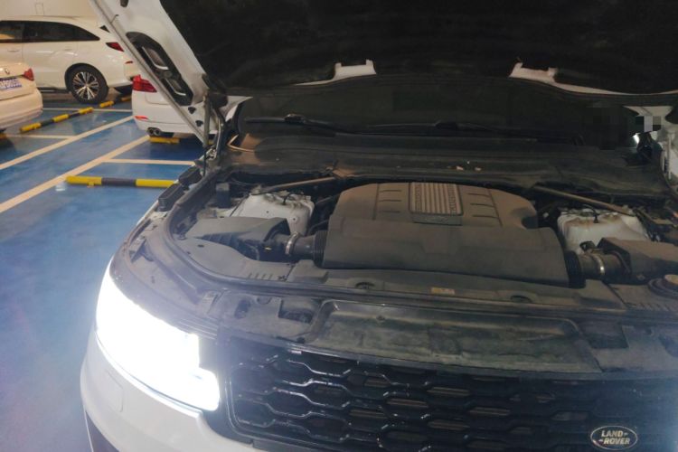 Used Land Rover Range Sport 2014 3.0 SC V6 HSE DYNAMIC Engine Bay Right