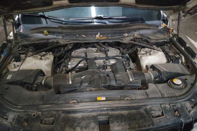 Used Land Rover Range Sport 2014 3.0 SC V6 HSE DYNAMIC Engine Bay
