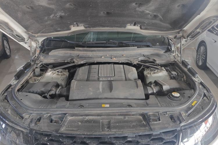 Used Land Rover Range Sport 2014 3.0 SC V6 HSE Engine Bay