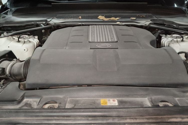 Used Land Rover Range Sport 2014 3.0 SC V6 HSE DYNAMIC Engine Bay