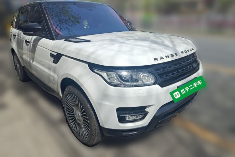 Used Land Rover Range Sport 2014 3.0 SC V6 HSE DYNAMIC Front Right 45 Deg