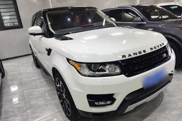 Used Land Rover Range Sport 2014 3.0 V6 SC Gasoline Version HSE Front Right 45 Deg