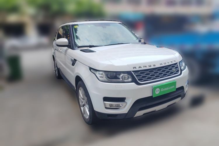 Used Land Rover Range Sport 2014 3.0 SC V6 HSE Front Right 45 Deg